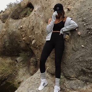 Bandier x Sincerely Jules The Meadow Legging size medium